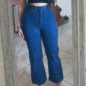 Levi High Rise Jeans